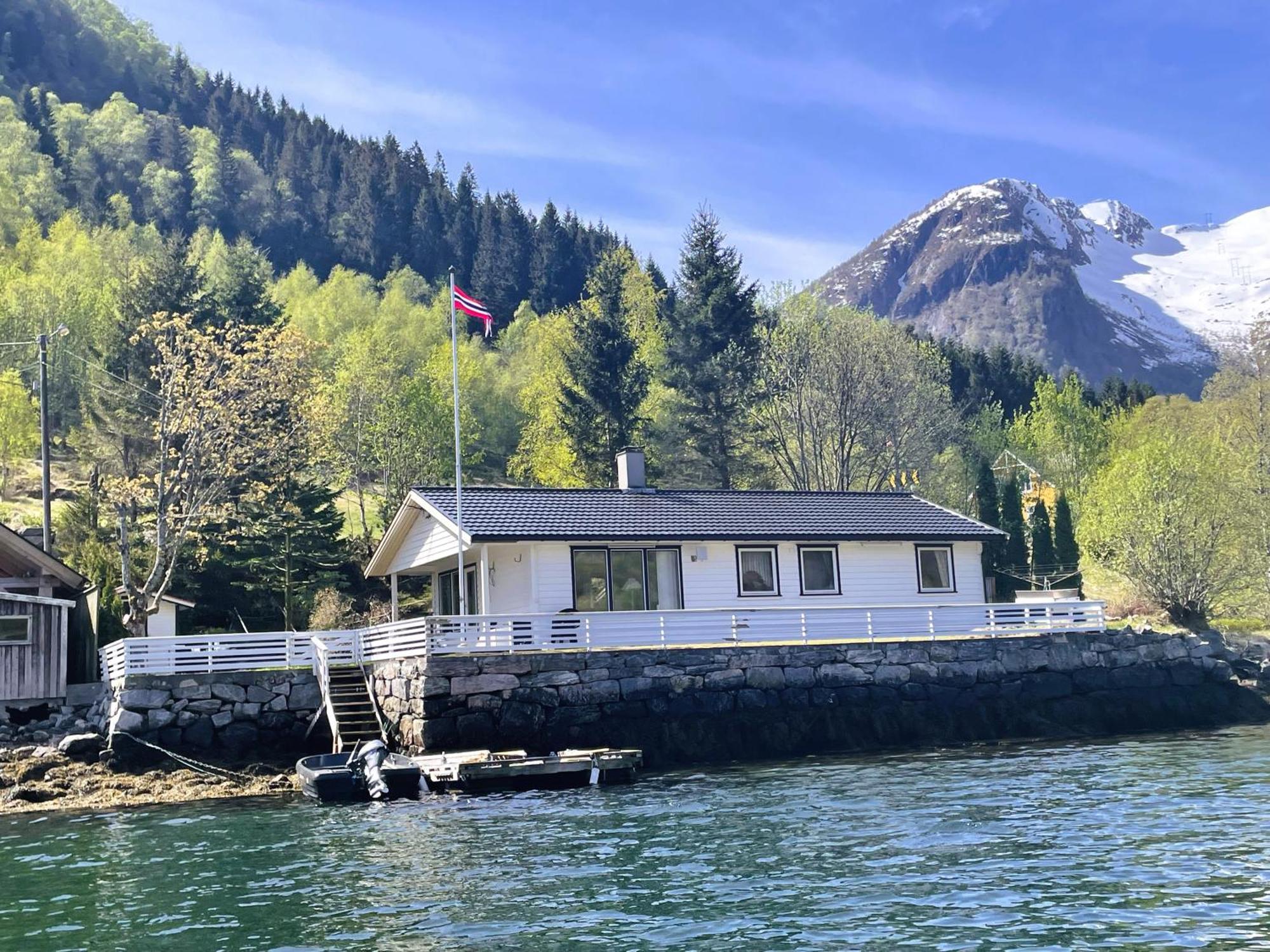 Der Fjordtraum In Balestrand Direkt Am Wasser Exterior photo