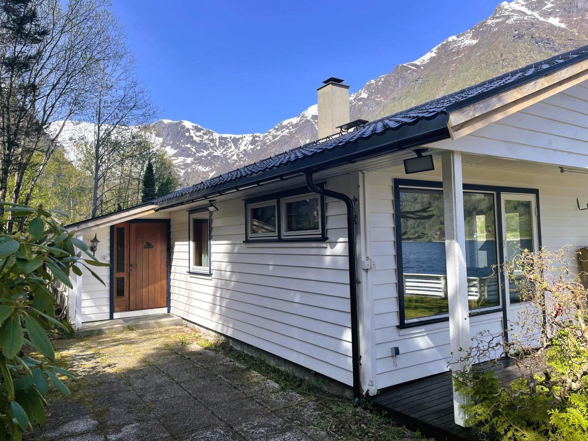 Der Fjordtraum In Balestrand Direkt Am Wasser Exterior photo